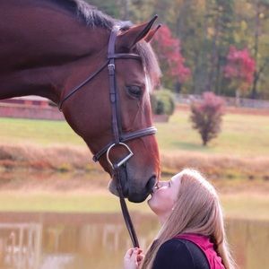 Meet your Posher, Annette